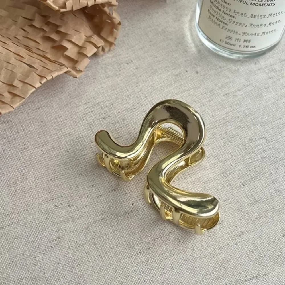 Fashion Alloy Irregular Crab Claw Simple Geometric Style Women's Ponytail Clip DIY Hair Styling Hair Accessories Fashion Wear