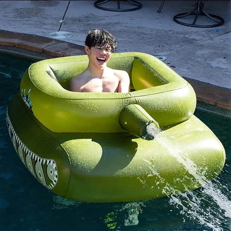 Gonfiabile Gigante Estivo a Forma di Camion con Pistola ad Acqua, Giochi Galleggianti per Adulti, Giocattoli da Piscina, Spruzzatore d'Acqua per Feste in Spiaggia