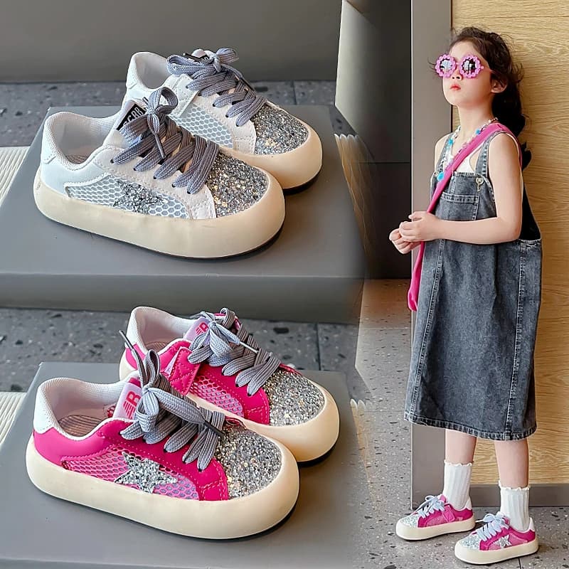 Scarpe casual per bambini 2025 Primavera Autunno Nuovo stile Scarpe sportive leggere e traspiranti Scarpe da tavolo basse stellate con paillettes alla moda