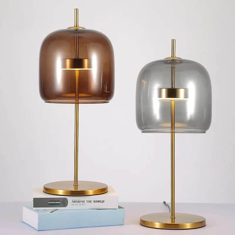 Lampade da tavolo in vetro grigio fumo Soggiorno moderno Camera da letto Comodino piccola lampada da scrivania Decorazioni per interni Apparecchio in vetro ambrato