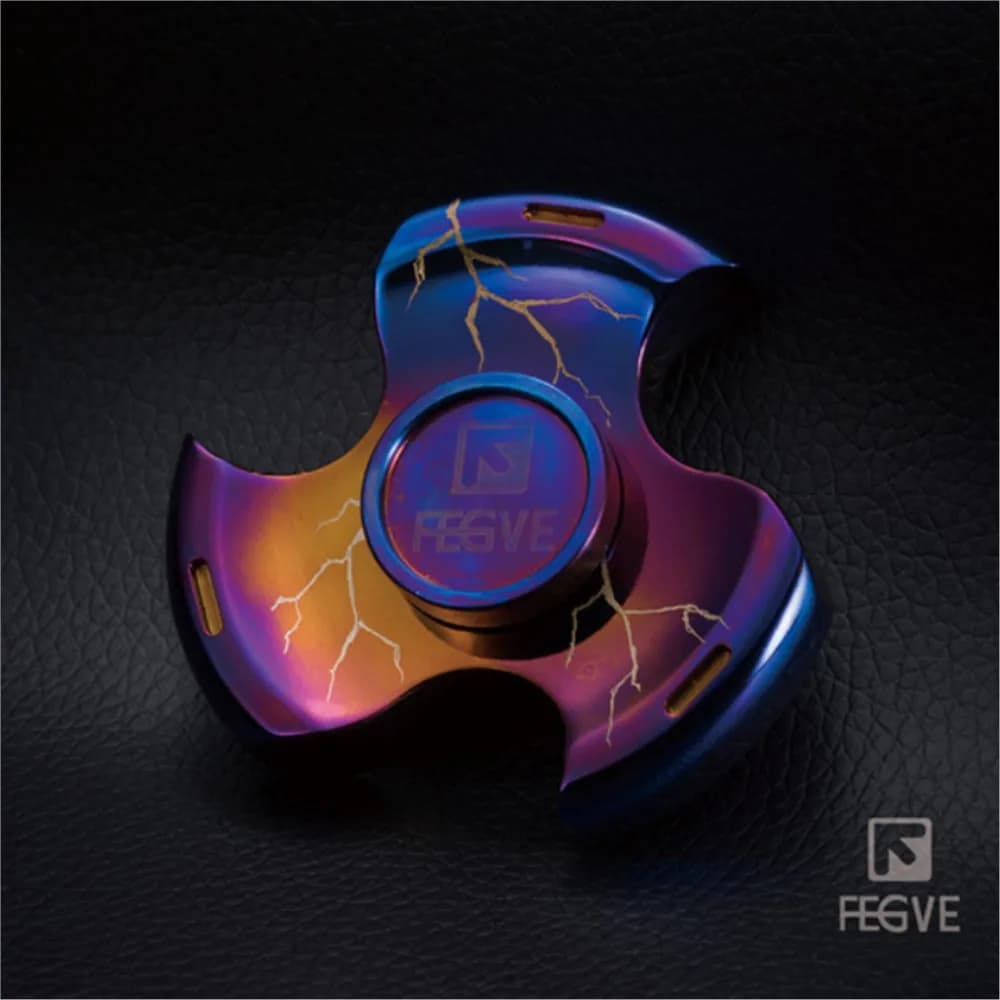 FEGVE EDC Titanium Spinner a tre pale Fidget Spinner Handling Feel Design originale Gadget per alleviare l'ansia Giocattolo agitarsi per adulti