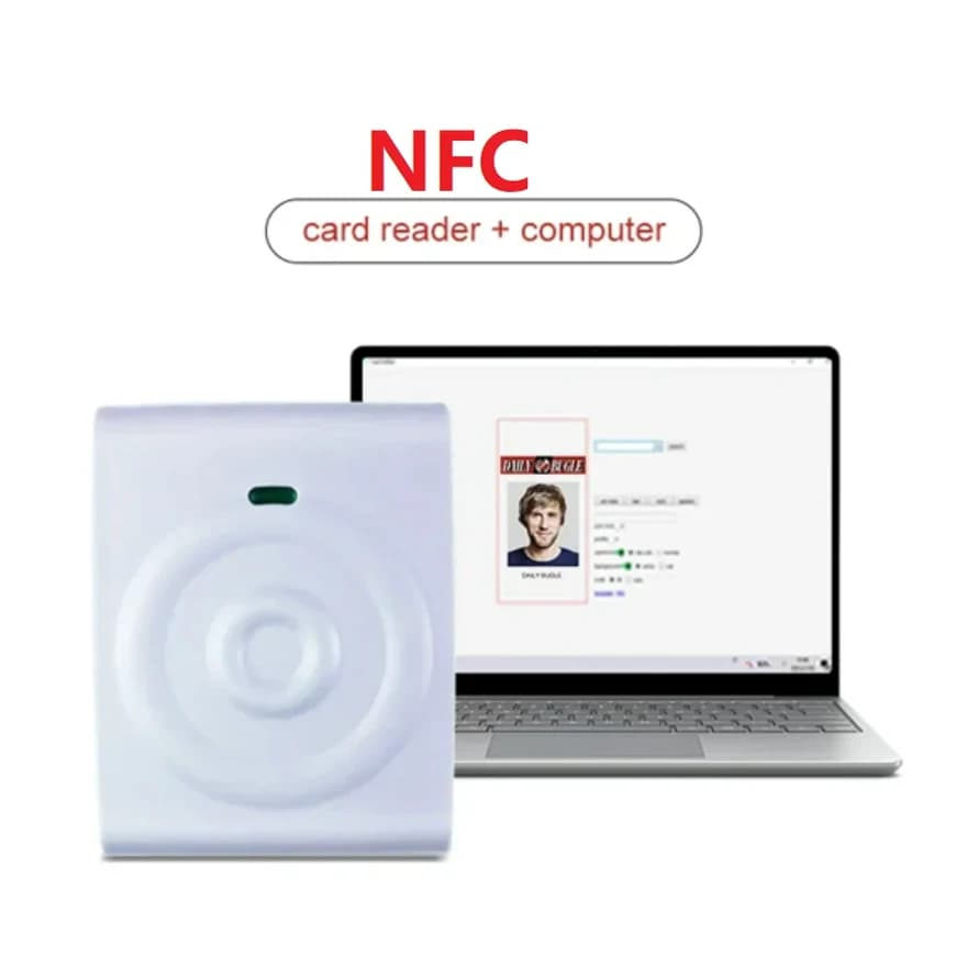 Il lettore di schede NFC dedicato utilizzato con il nostro software per computer solo per la consegna in batch di carte epaper con badge NFC e inchiostro e solo aggiornamento