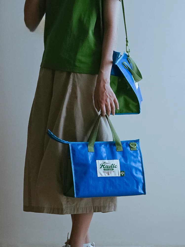 Blue Lunch Box Handbag Waterproof Thermal Bag for Commuting Work Portable Storage Bag Picnic Lunches Outdoor Shopping Trips