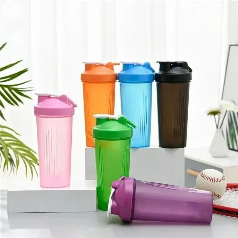 600ml Portable Shaker Bottle for Powder Protein, Water Bottle for Gym, Fitness, Training, Sports Mixing Cup