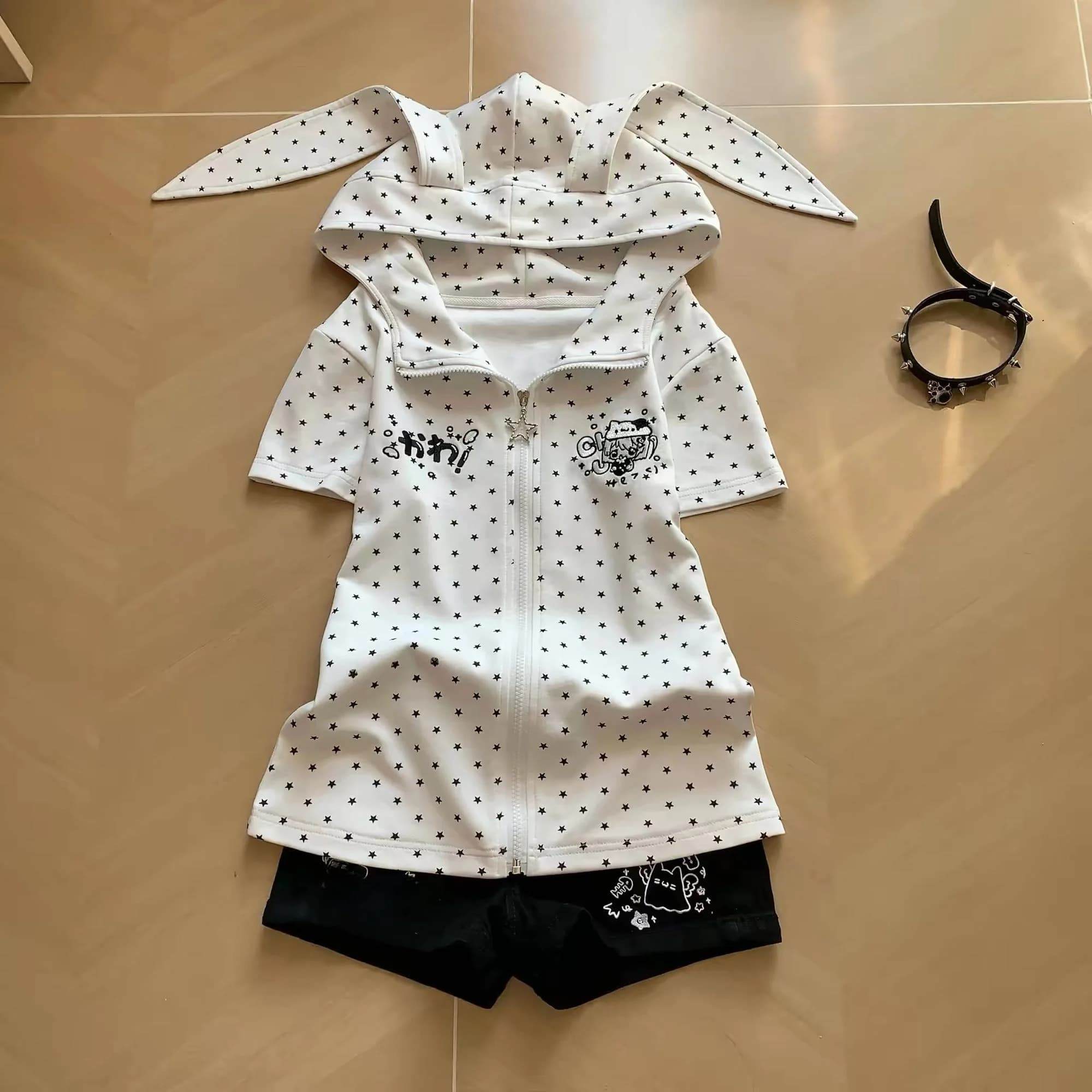 T-Shirt con Cappuccio a Orecchie di Coniglio Kawaii, Manica Corta, Top Primaverile ed Estivo, Abbigliamento Casual per Cosplay Anime, Comoda Maglietta Femminile per Casa