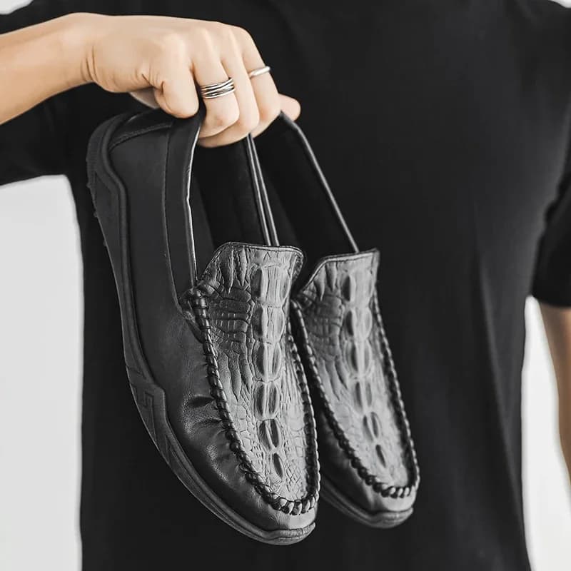 Scarpe casual in pelle da uomo, mocassini classici neri, scarpe slip-on comode e antiscivolo, scarpe da guida da uomo