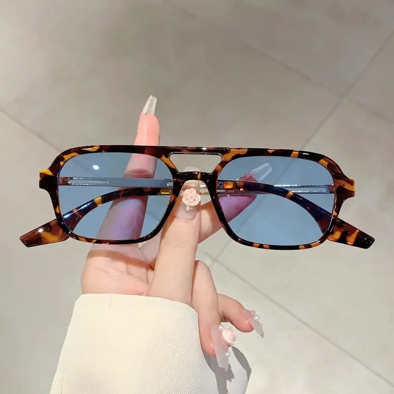 Trendy Women Grey Sunglasses Square Stylish Sun Shades for Travelling Hiking UV Protection Driving Design Sun Glasses 200000297