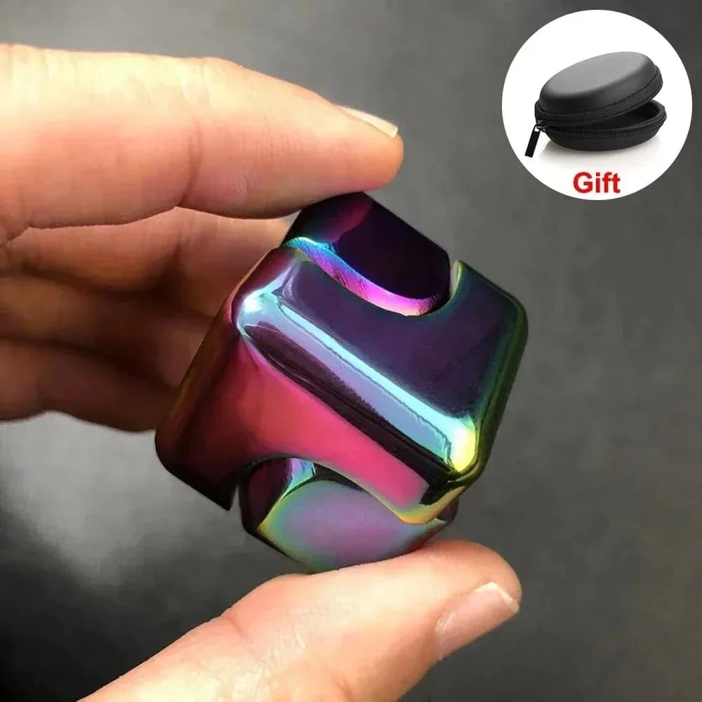 Cubo di metallo rotante giroscopio con punta delle dita agitarsi giocattoli antistress ufficio per adulti viaggio a casa giocattoli Spinner portatili regali di natale
