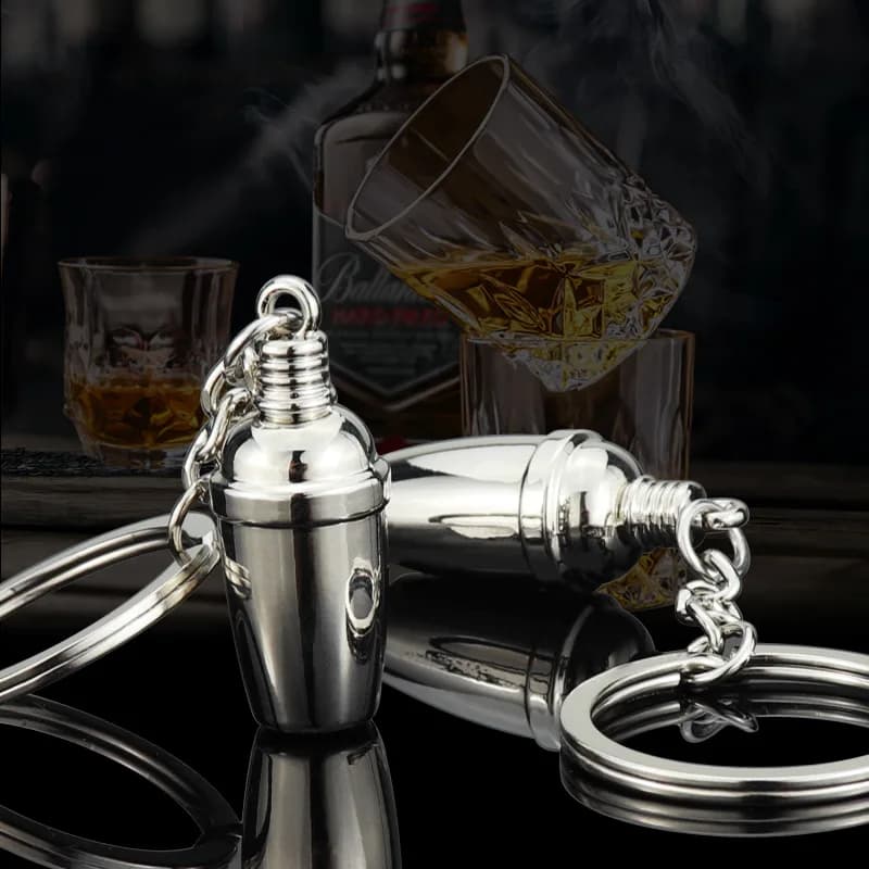Mini ciondolo portachiavi shaker per vino Portachiavi stile tazza da cocktail 3D Portachiavi per barman Souvenir Ciondolo portachiavi gioielli di moda