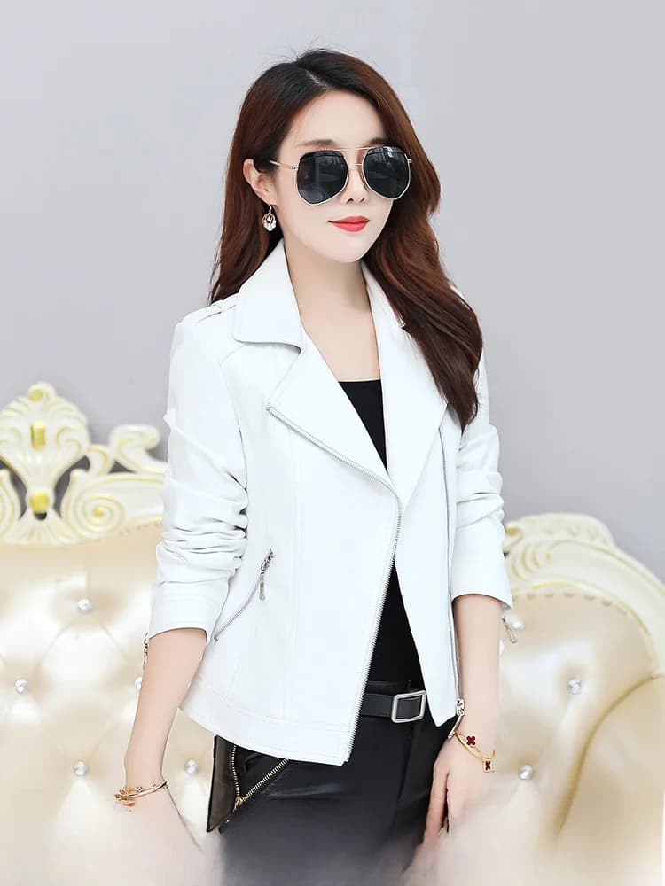 Giacca Corta in Pelle Slim Fit da Donna, Nuovo Stile 2025 Primavera Autunno, Versione Coreana con Effetto Snellente, in Pelle di Pecora Haifeng