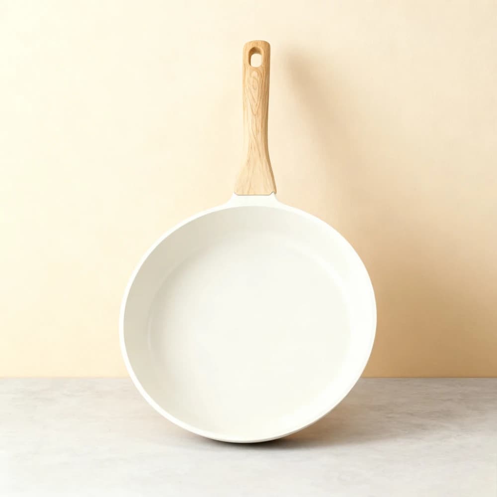 Non-stick frying pan with heat-resistant handle, compatible with all stove tops, kitchen pots for home use without PFOA