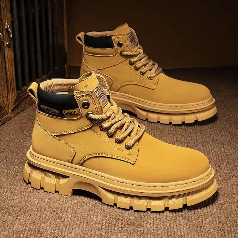 Stivali alti da uomo Stivaletti da esterno per uomo Stivaletti comodi da uomo in pelle con lacci Moda Stivali da lavoro britannici Botas Hombre