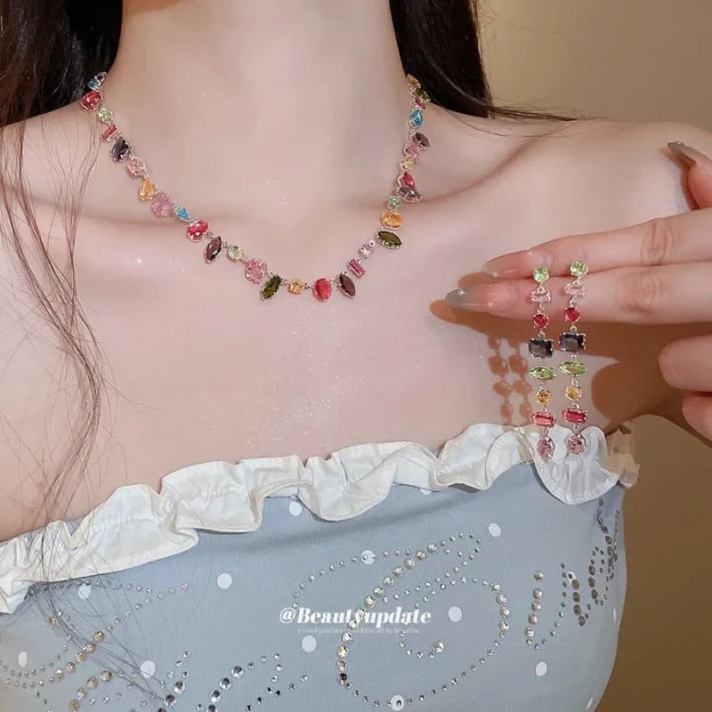Set di Gioielli di Lusso con Zirconi Colorati: Collana, Bracciale e Orecchini per Donne, Raffinata Catena con Cristalli per Matrimoni e Feste
