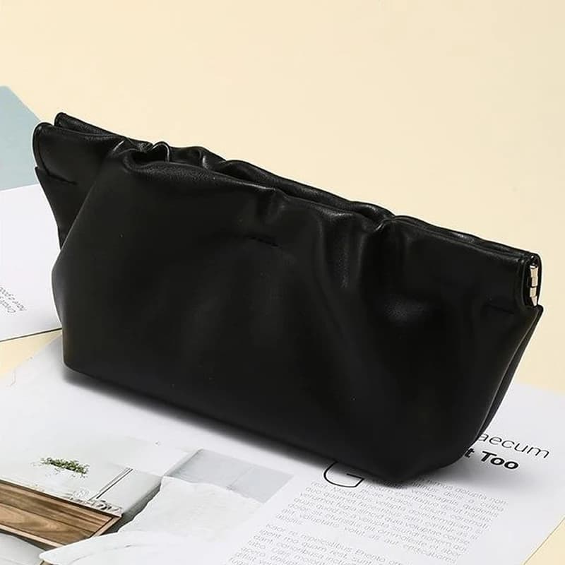 Custodia per occhiali nera da donna in pelle PU a forma di nuvola con chiusura automatica per occhiali da sole Portafoglio protettivo portatile