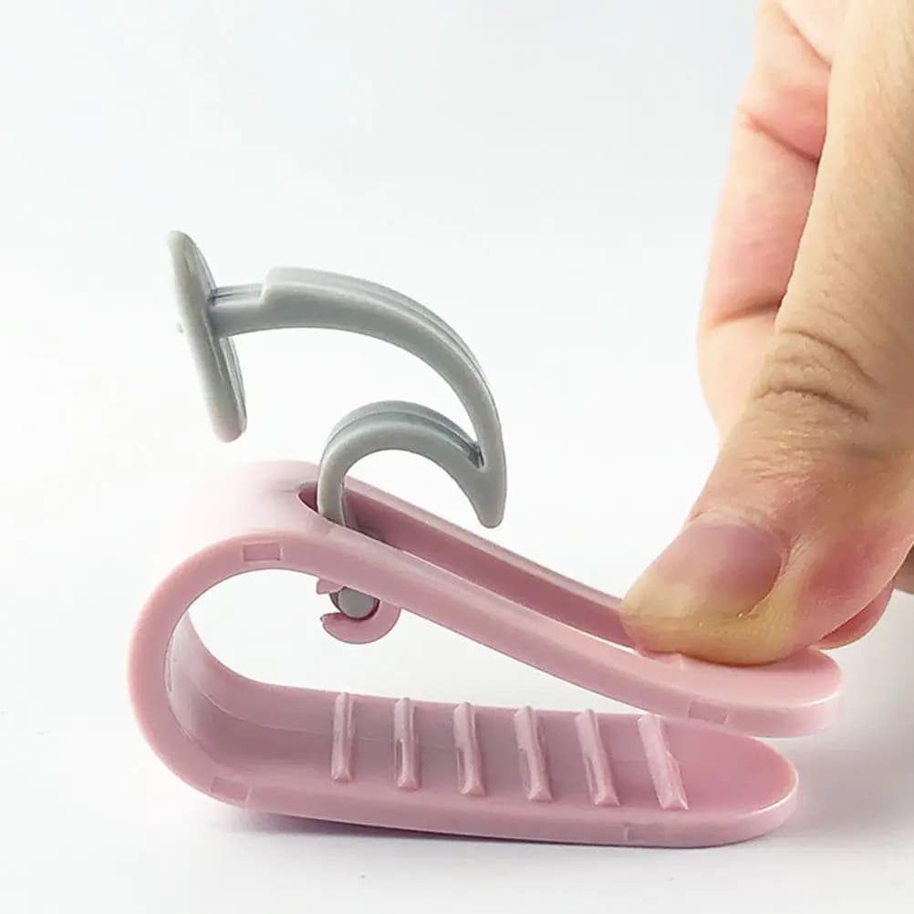 12Pcs Quilt Fastener Clips ABS Sturdy Bed Sheet Clamps Anti-Slip Fixing Clips for Bedding Bed Sheet Fixing Clamps