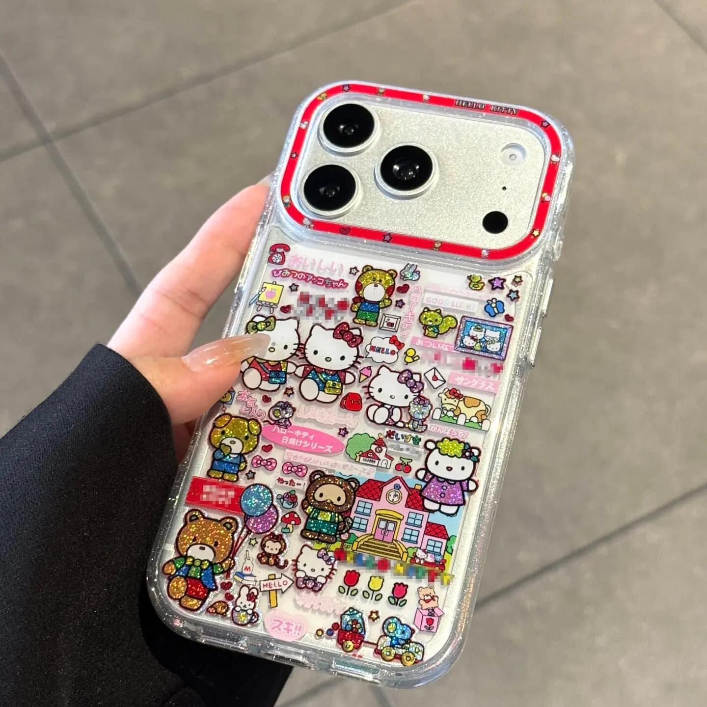 Custodia per telefono antiurto rigida con adesivi glitterati a tema cartone animato Sanrio Hello Kitty e Orsetto per iPhone 17 16 15 14 13 Pro Max