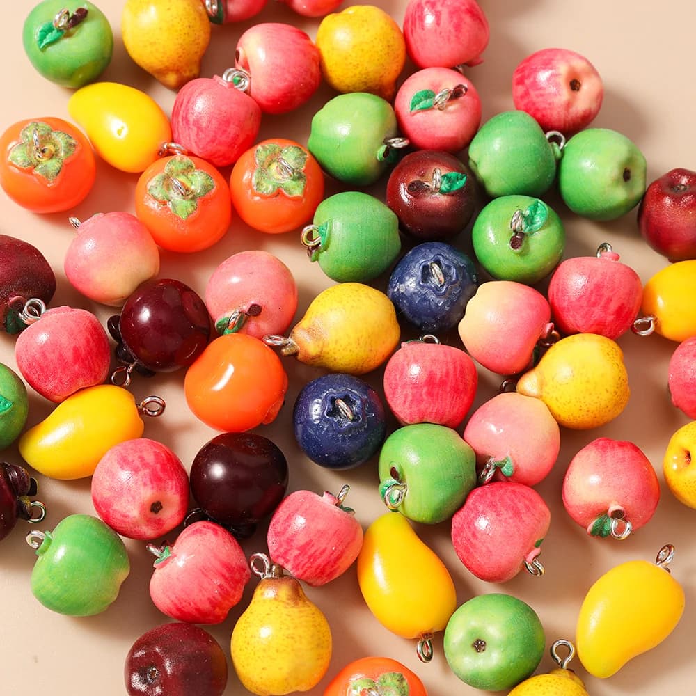 Leslie 10 Pezzi Ciondoli in Resina a Forma di Frutta Cartone Animato (Mela, Mango, Pera, Uva, Mirtillo) Accessori Moda per Orecchini Fai da Te