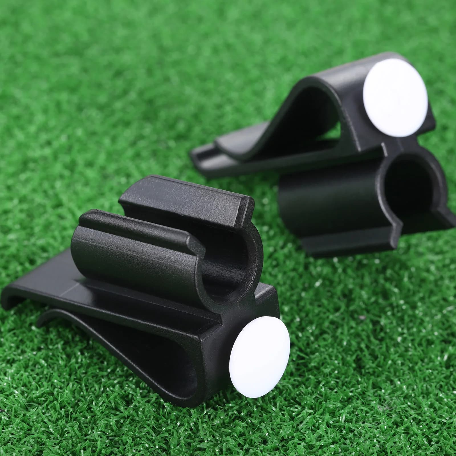 Clip per sacca da Golf nera da 2 pezzi su supporto per morsetto per Putter Putting Organizer contenitore per Club Ball Marker ausili per l'allenamento del Golf all'aperto in plastica