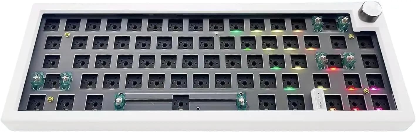 Kit Tastiera Meccanica Wireless GMK67Pro 65% - Programmabile QMK/VIA, RGB Tri-Mode, Montaggio Gasket con Manopola DIY (Bianco)