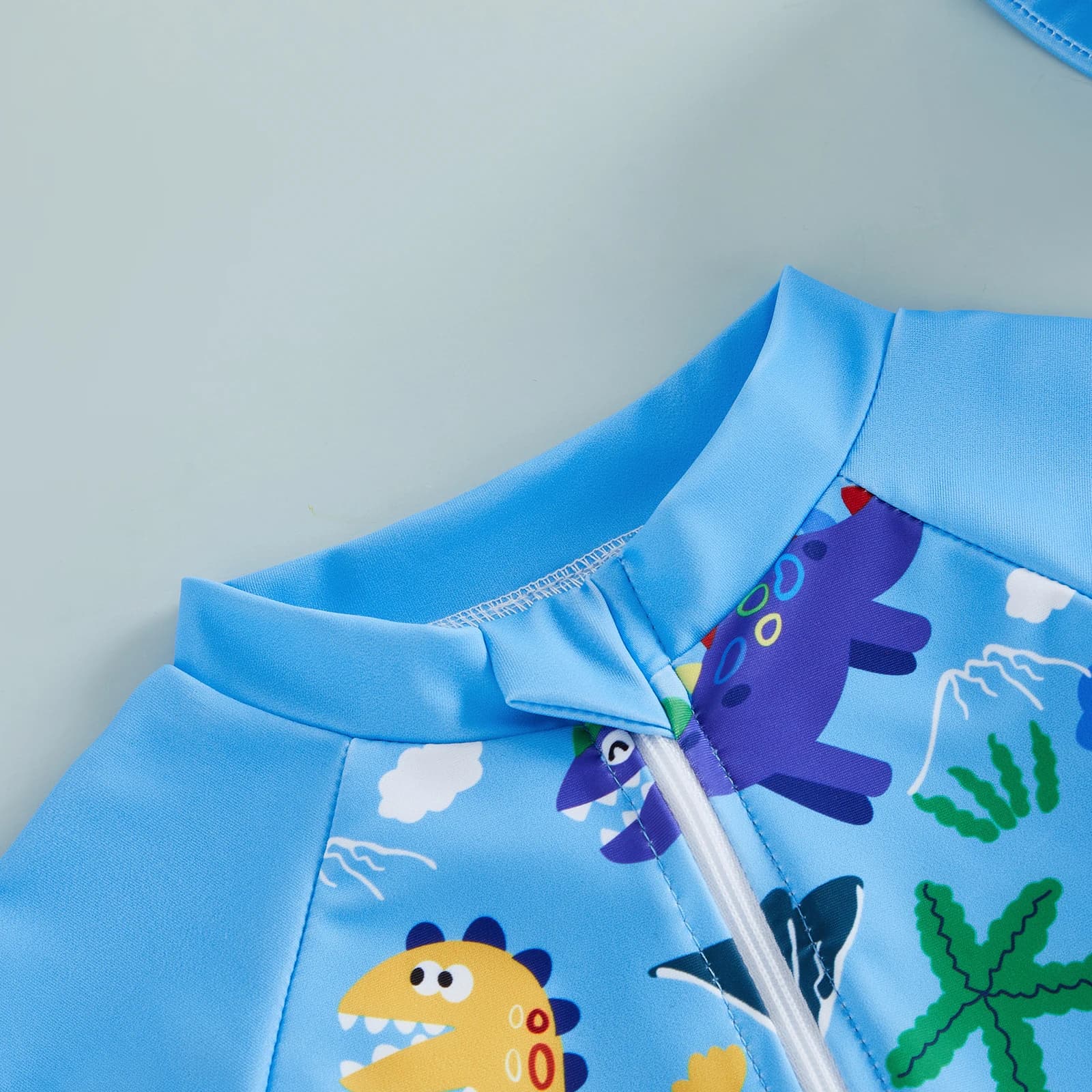 Rash Guard swimsuit for kids and boys, print with tropical/soul plants, short sleeves, bath hood, beach clothing