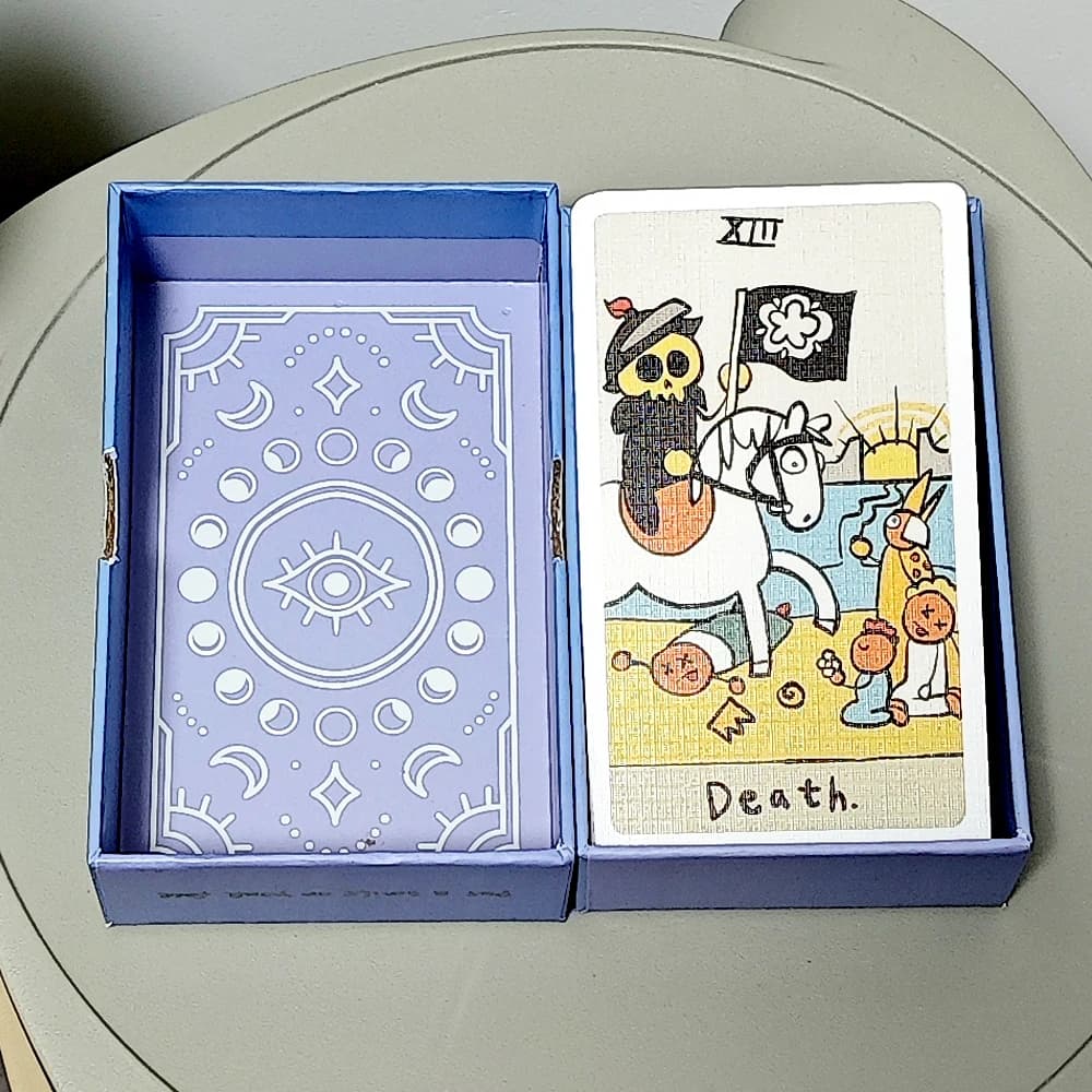 Il mazzo di tarocchi disegnato davvero cattivo in scatola rigida 78 pezzi di carte dei tarocchi divertenti stampate su cartoncino doppio goffrato da 350 GB - 12 * 7 cm
