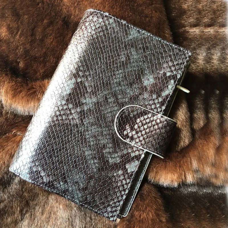 Yiwi Black A6 Genuine Leather Big Rings Binder Cover Leather Planner Gold Agenda Organizer Diary Journal Notepad Big Pocket