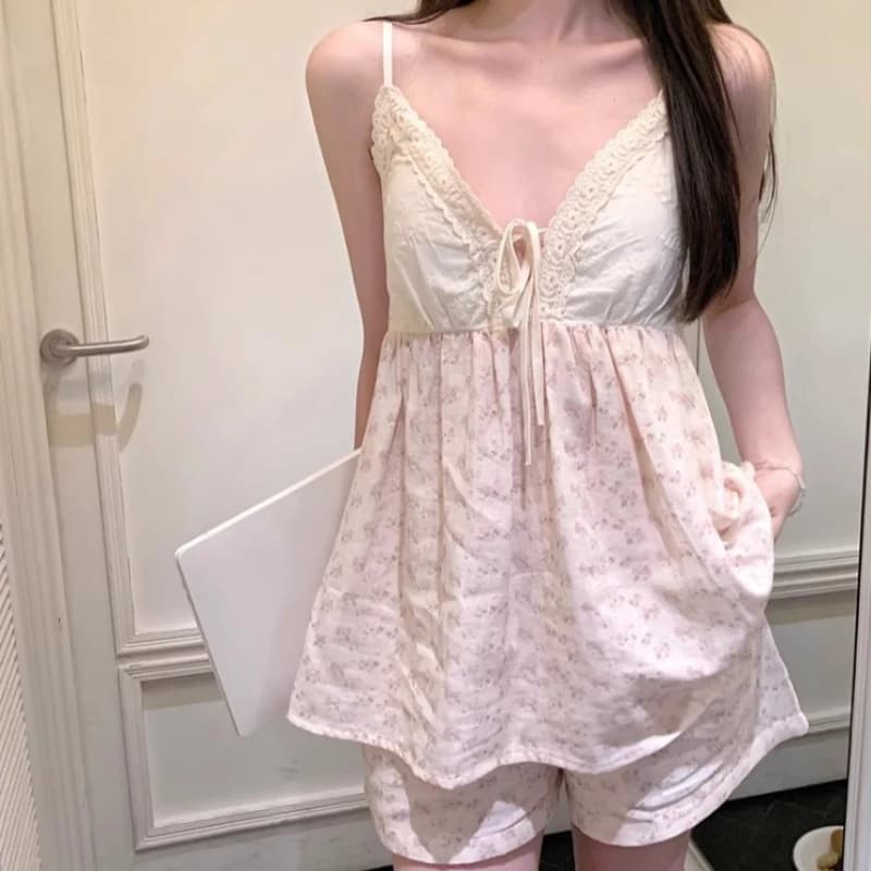 2026 Summer Pajamas with Chest Cushion and Suspender Women's Sweet Floral V-neck Lace Sleeveless Pajamas