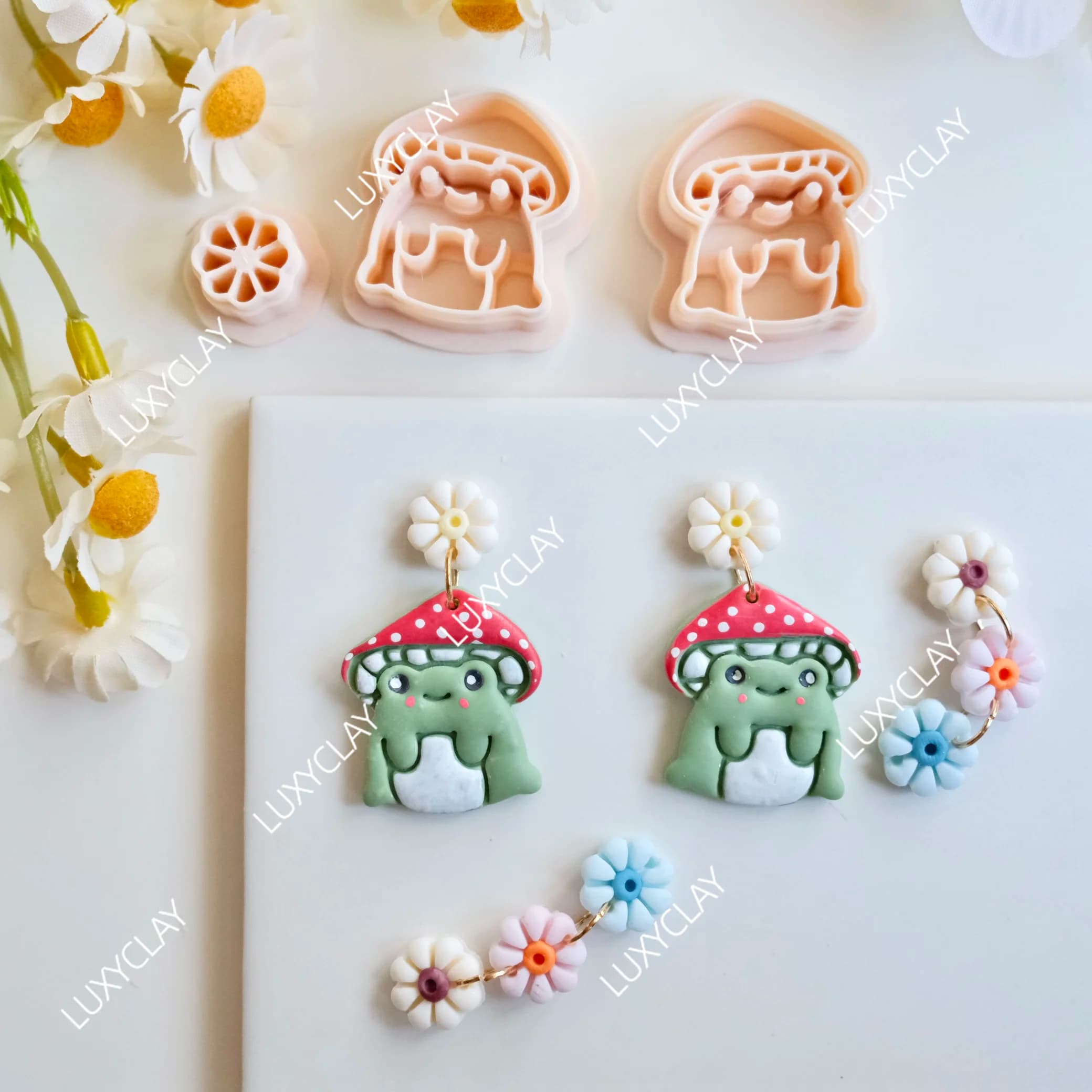 3pcs Mushy Toad Clay Molds, Bohemian Frog Shape Polymer Clay Cutters for Earring Jewelry Making, Petals & Mushroom Clay Cutters