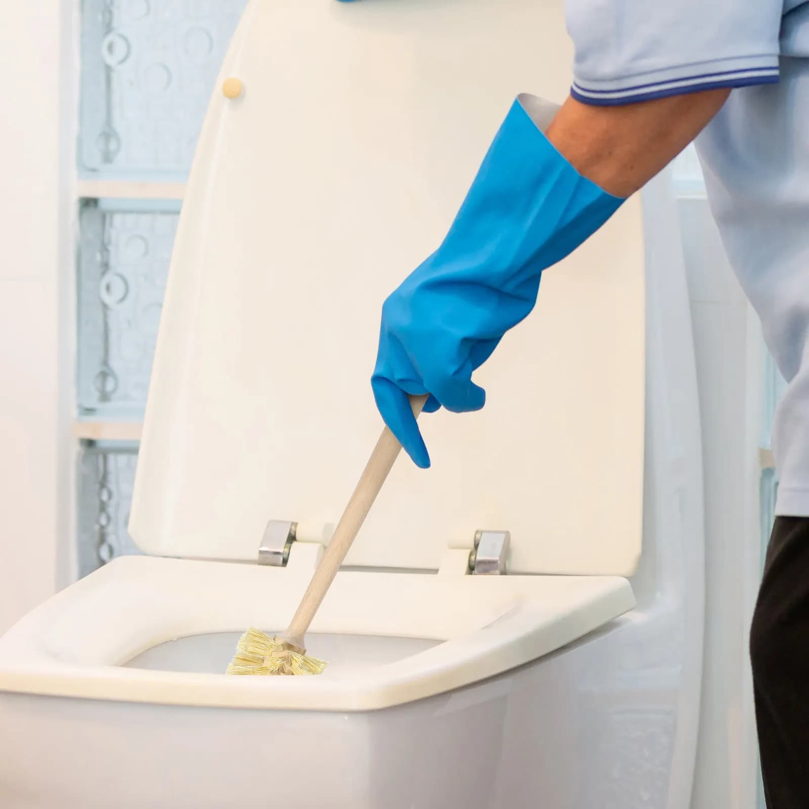 Set di 2 Spazzole per WC in Sisal Resistenti con Manico in Legno, Spazzola per Pulizia Profonda del Bagno, Strumento Ergonomico a Lunga Portata