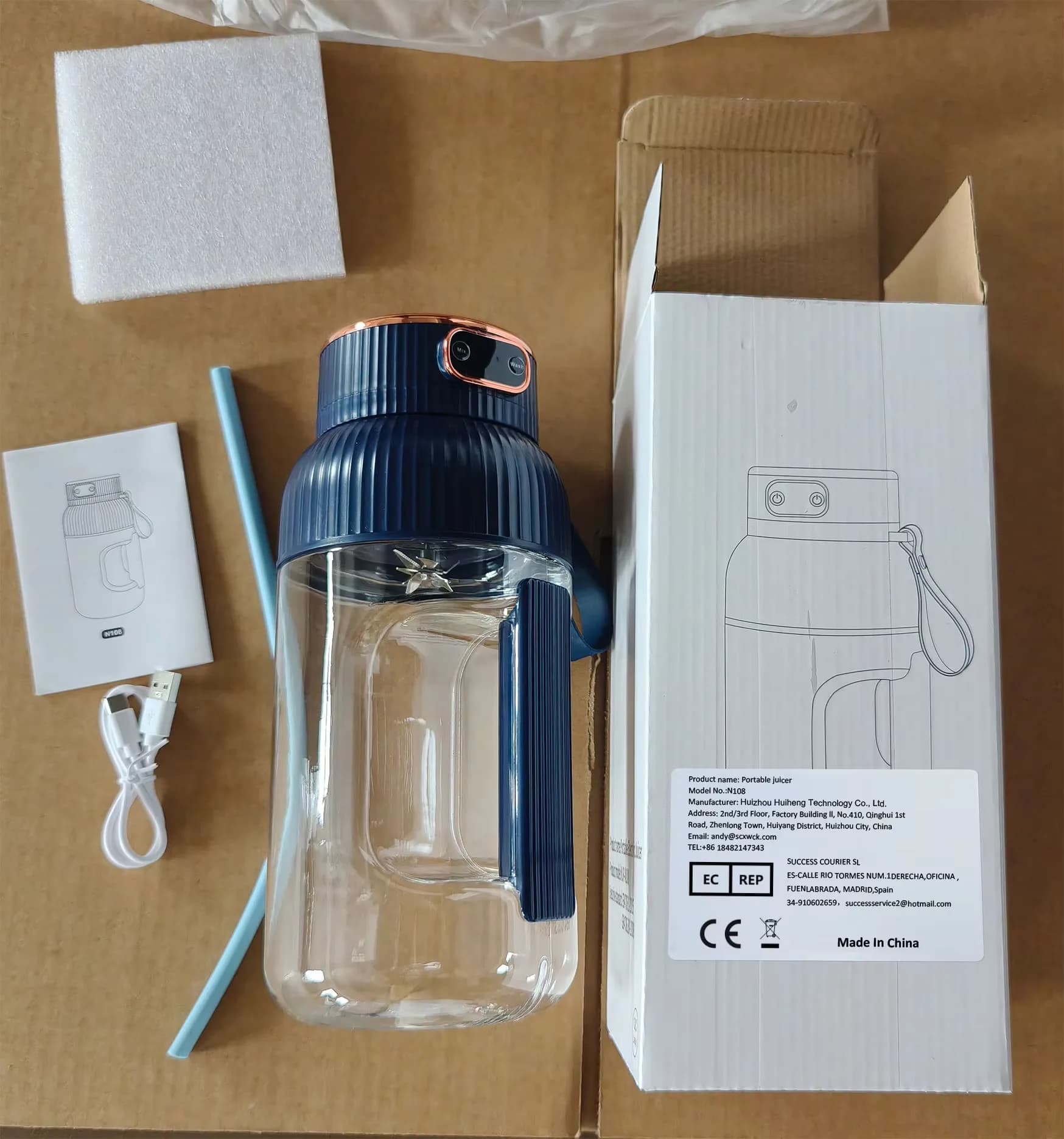 Frullatore Portatile Elettrico per Frutta, Tazza Mixer di Grande Capacità per Smoothie, Bottiglia per Preparazione Rapida di Succhi