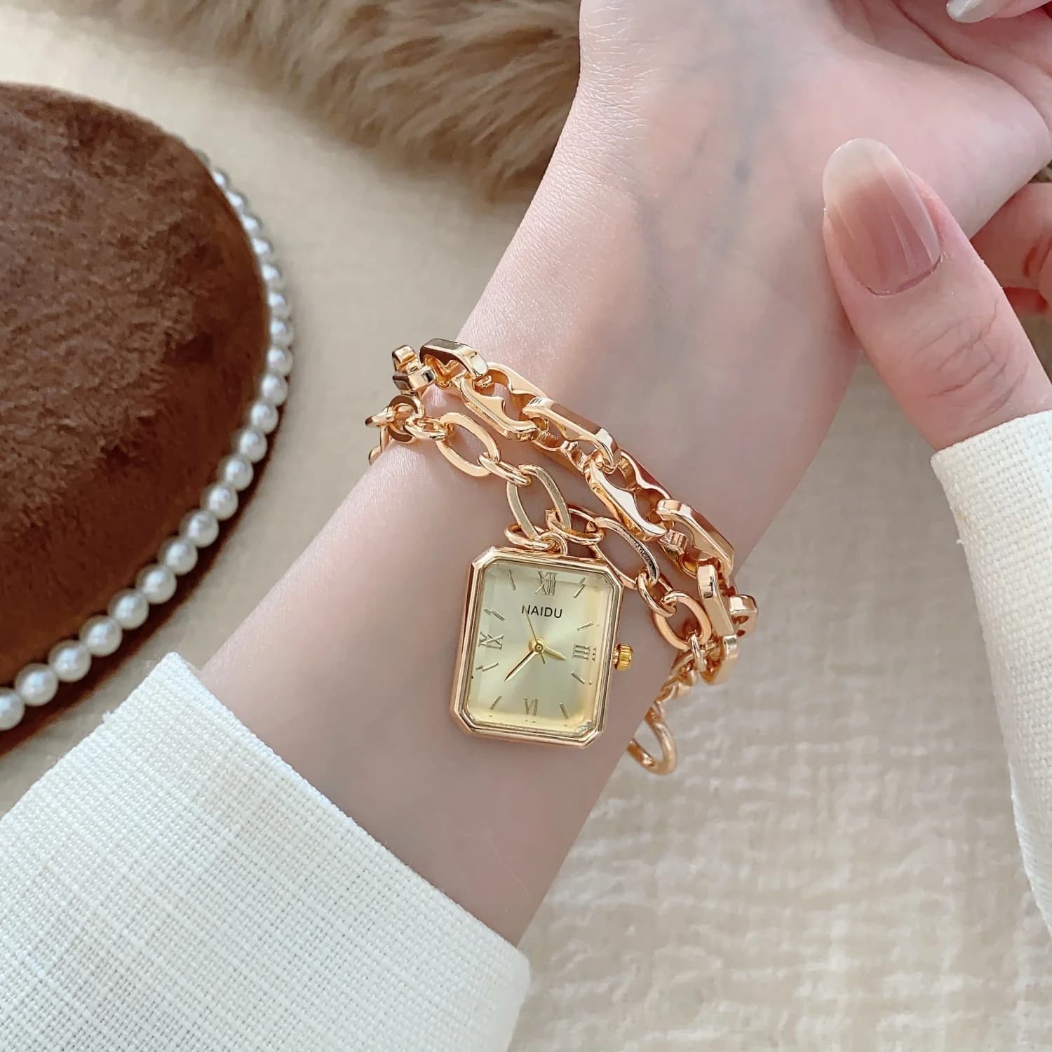 Nuovi orologi da polso con bracciale intrecciato per donna, orologio da donna personalizzato con catena in oro, orologio da polso al quarzo da donna, orologio da polso Relogio