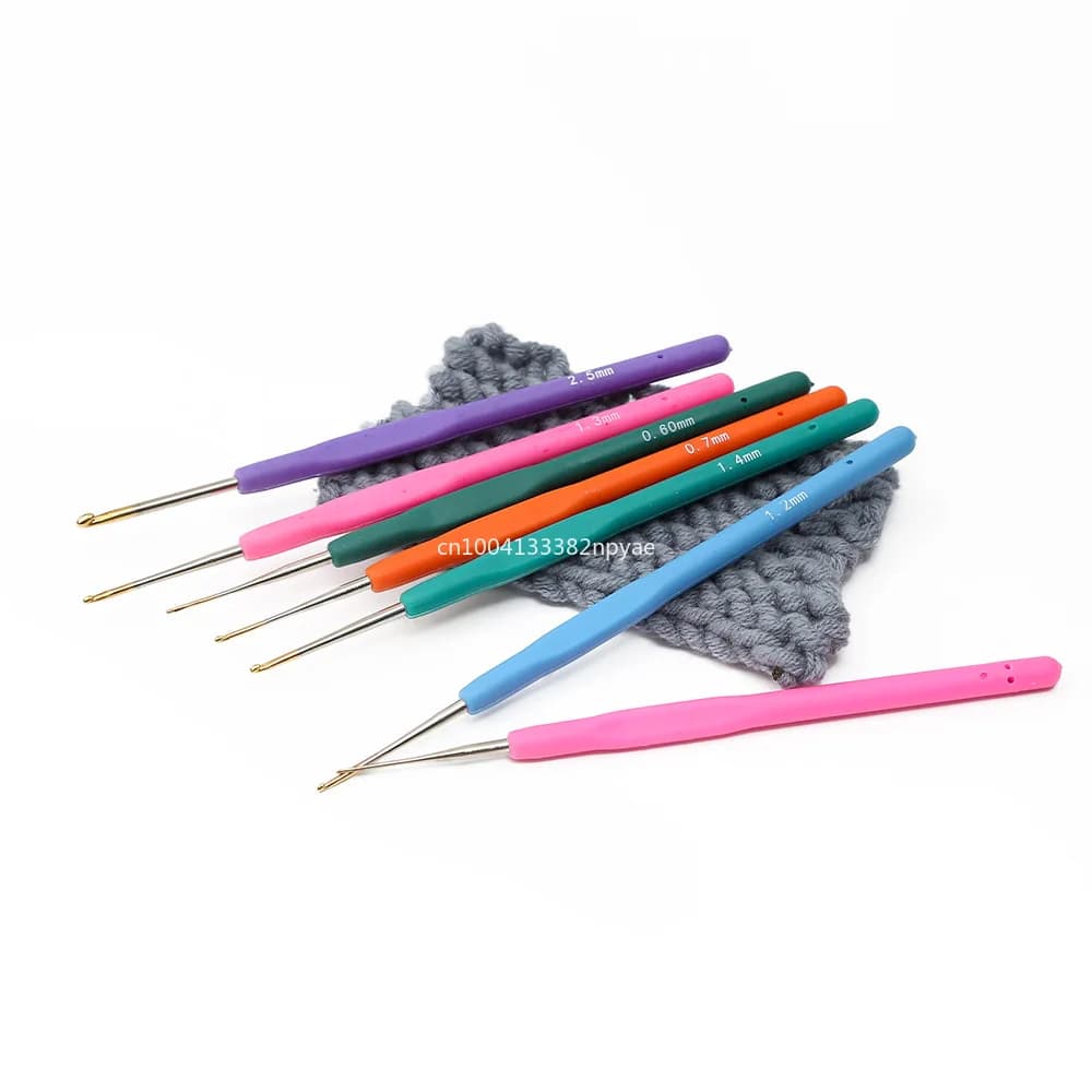 1 pz piccoli ganci all'uncinetto in pizzo 0,5-2,8 mm TPR manico in gomma morbida ferri da maglia manico tessuto filato strumenti per cucire fai da te colore casuale