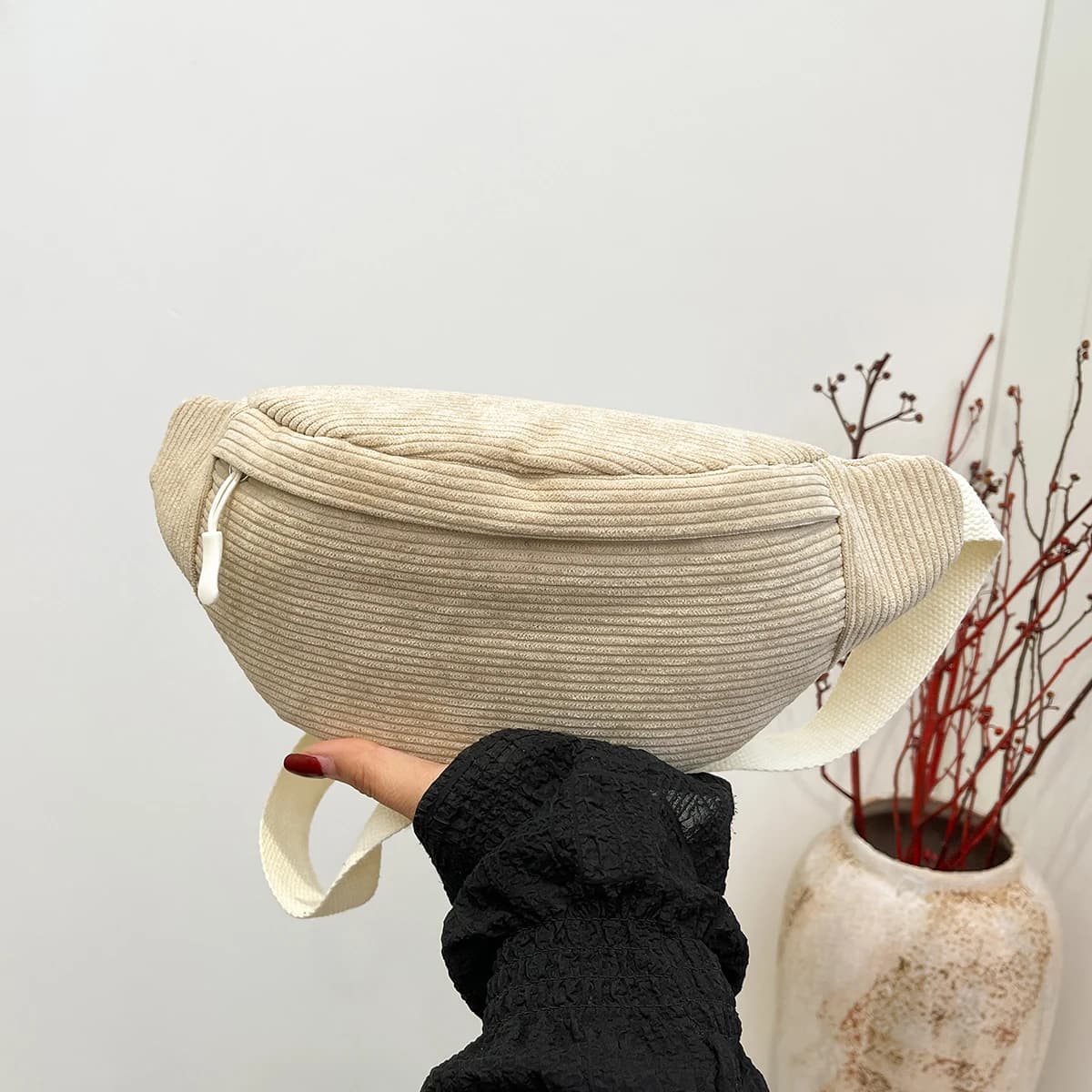 Women's Casual Velvet Belt Bags Fashionable Waist Waist Bag Women's Banana Waist Bag Shoulder Bag Shoulder Bag