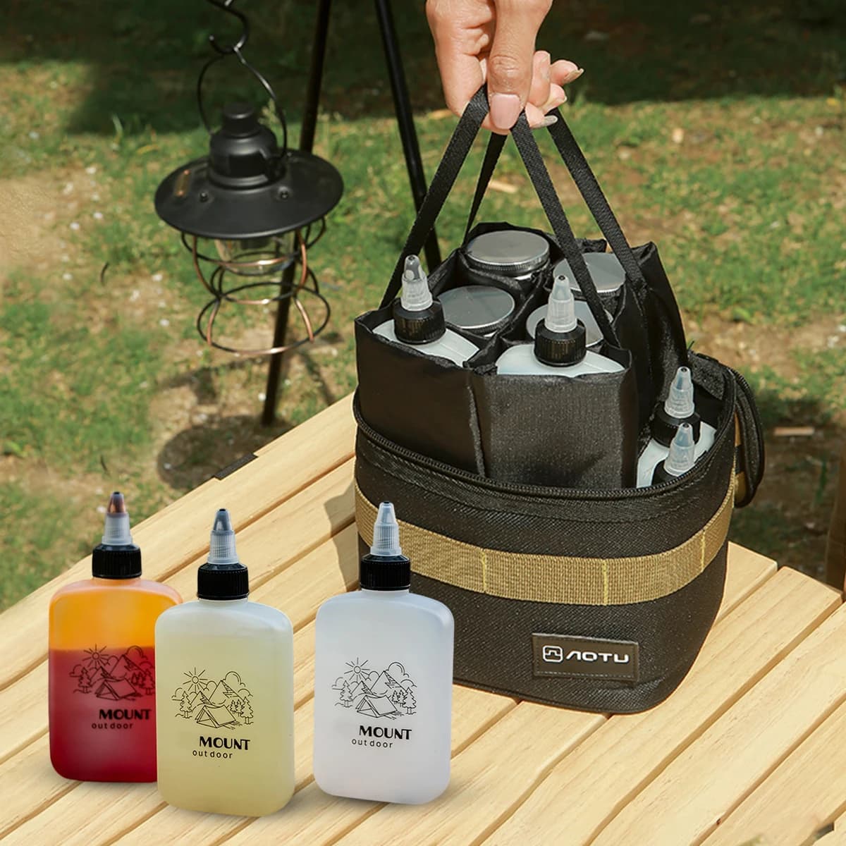 Set di bottiglie di condimento da campeggio all'aperto Borsa di stoccaggio Bottiglia di condimento liquido per olio portatile Barattolo di spezie Forniture da campeggio per barbecue