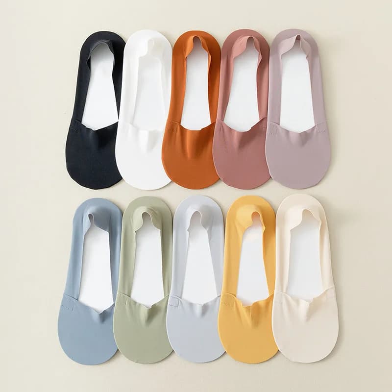 5 paia di pantofole per calzini da donna tinta unita semplici calzini No Show per donna comodi calzini invisibili poco profondi antiscivolo in silicone set sottili