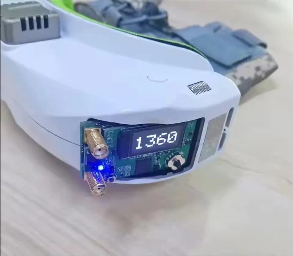 fpv monitor 1.2g SKYZONE 1.2/1.3Ghz Doppia Antenna VRX 9CH Adattatore Ricevitore Ampio Da 1080Mhz A 1360Mhz Per FPV Drone Fatshark/DJI Occhiali V1 V2