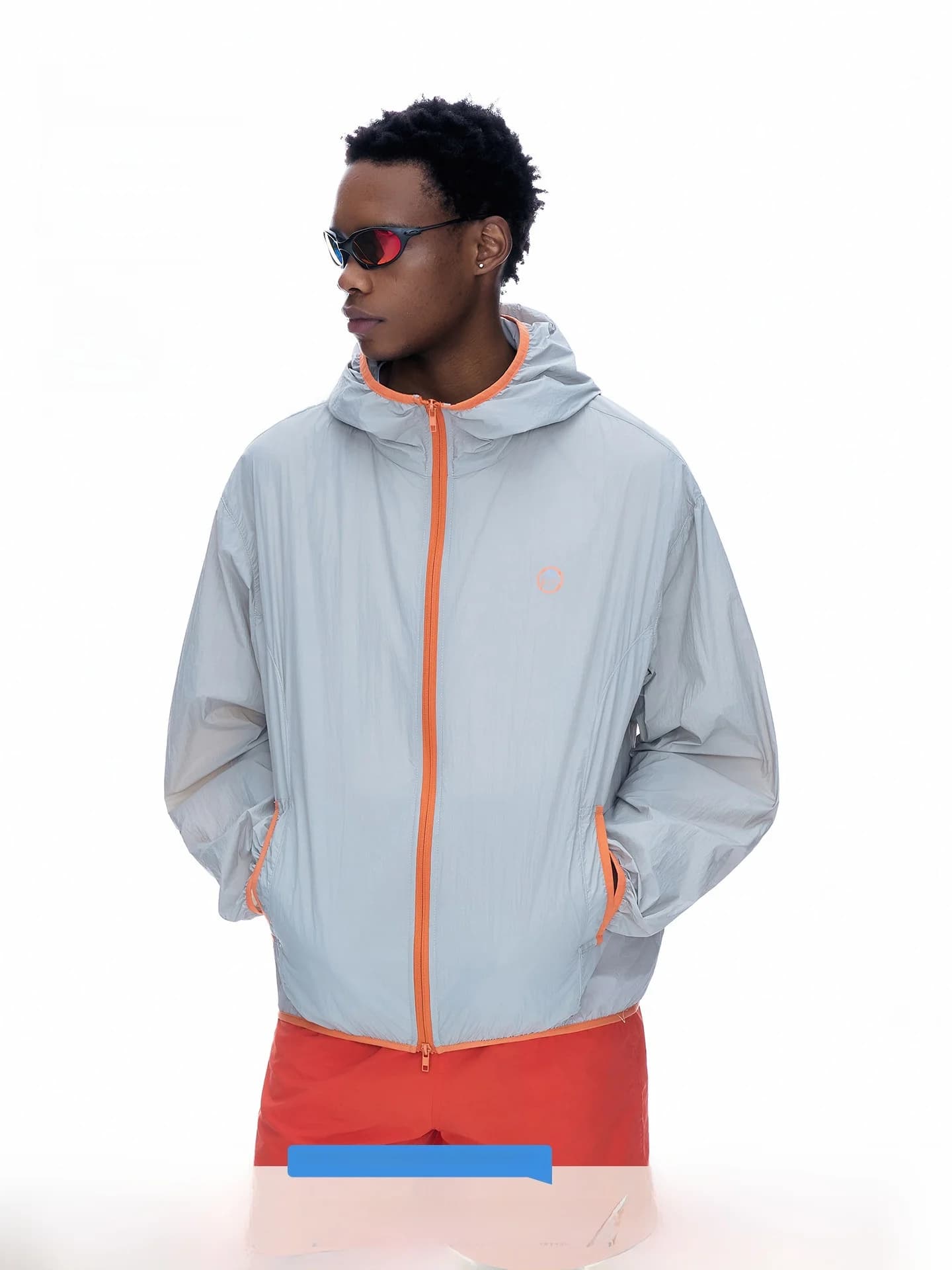 Abbigliamento Protettivo Solare UPF50 per Uomo, Giacca con Cappuccio Bicolore Stile Americano, Asciugatura Rapida, Abbigliamento Sportivo Estivo alla Moda