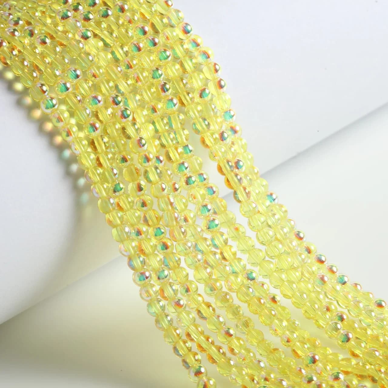 Perline in Vetro Sfaccettato Giallo AB da 4mm, Perline Rotonde Lucide in Cristallo per Creazione di Braccialetti e Collane Fai-da-Te, Perline Distanziatrici in Bulk