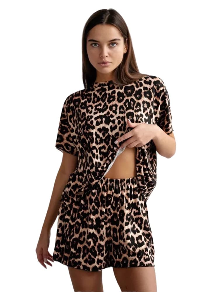 Leopard Print Pajamas 2 Piece Set Women Fashion Casual Short Sleeve T-Shirt Shorts Sleepwear Casual Home Loose Two Piece Sets