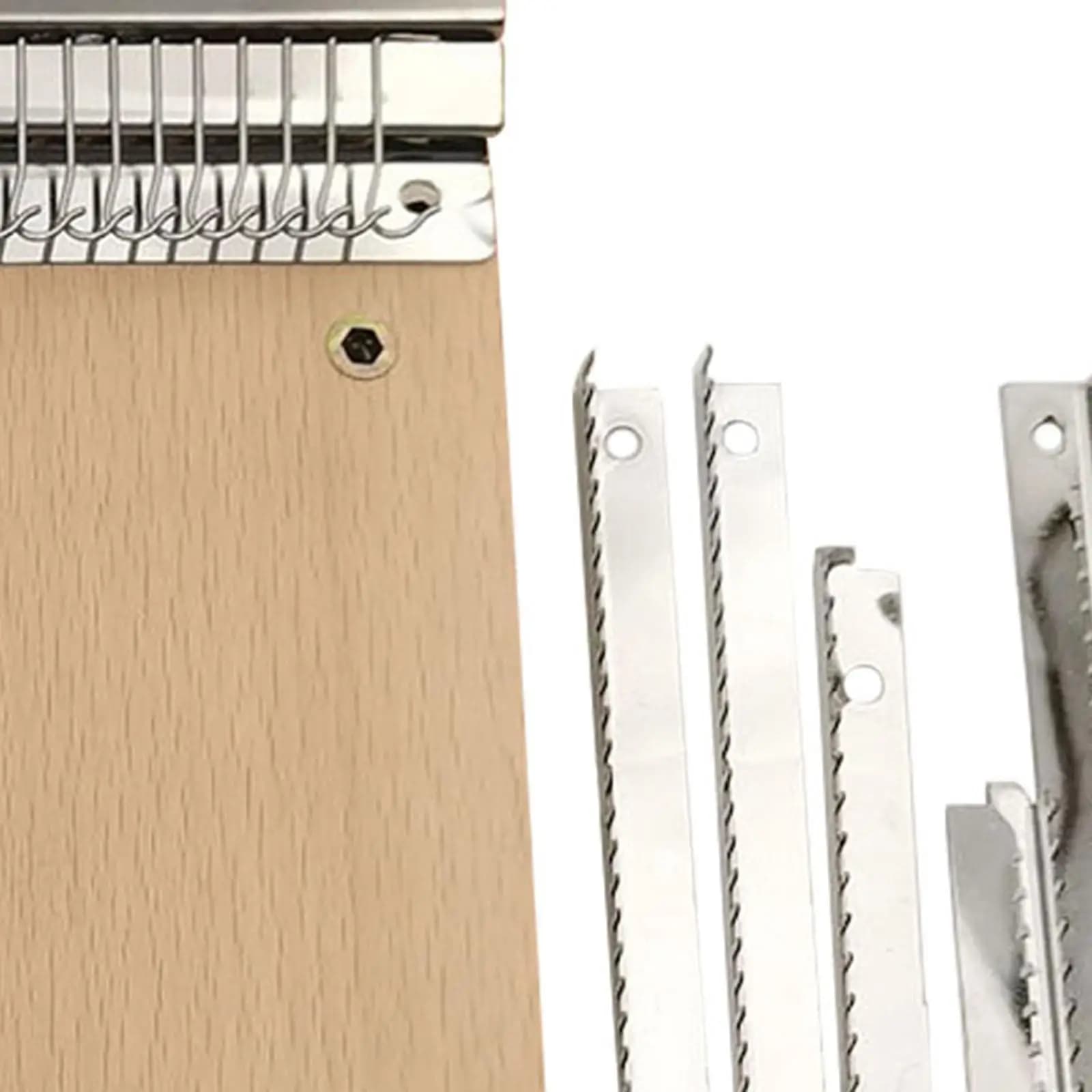 Weaving Loom Kit for Hand DIY Craft Small Wooden Adjustable Frame Sewing Accessories for Fabric Darning and Repair