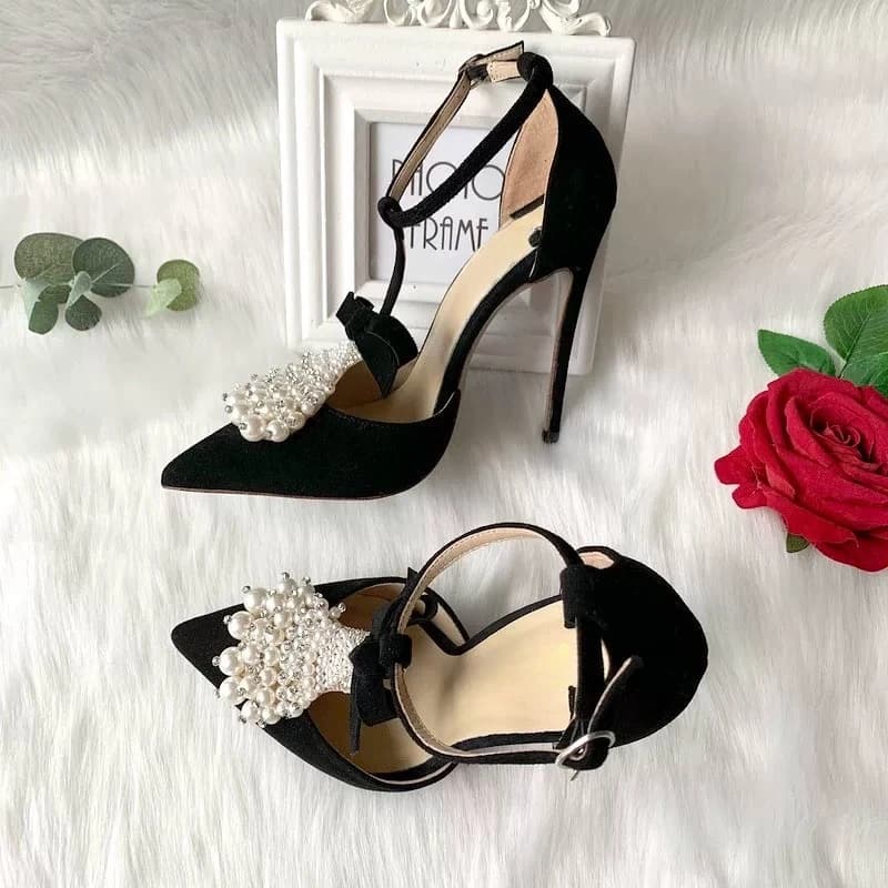 Scarpe da Donna con Tacco Alto in Velluto Opaco, Punta a T, Fiocco e Fibbia a Perla a Ventaglio, Design Scavato