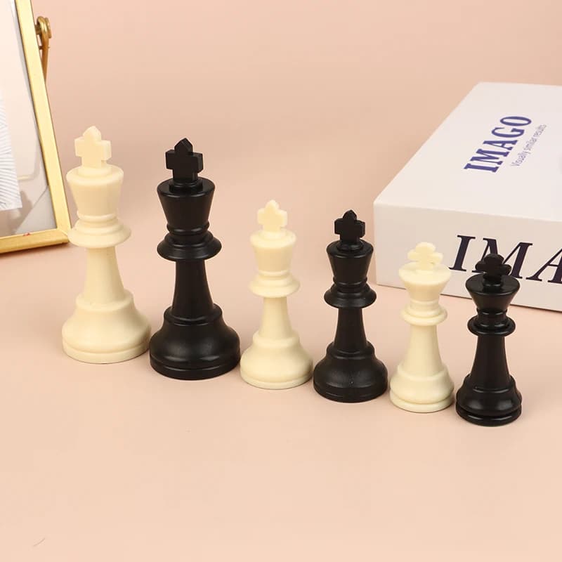 Set di scacchi medievali King Chess High 95mm 75mm 65mm Scacchi Set di scacchi medievali senza scacchiera 32 pezzi di scacchi Gioco