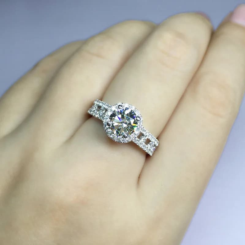 S925 Sterling Silver Ring 1 Carat Moissanite Diamond Ring Eight Hearts Eight Arrows Open Hollow Design Wedding Ring Women