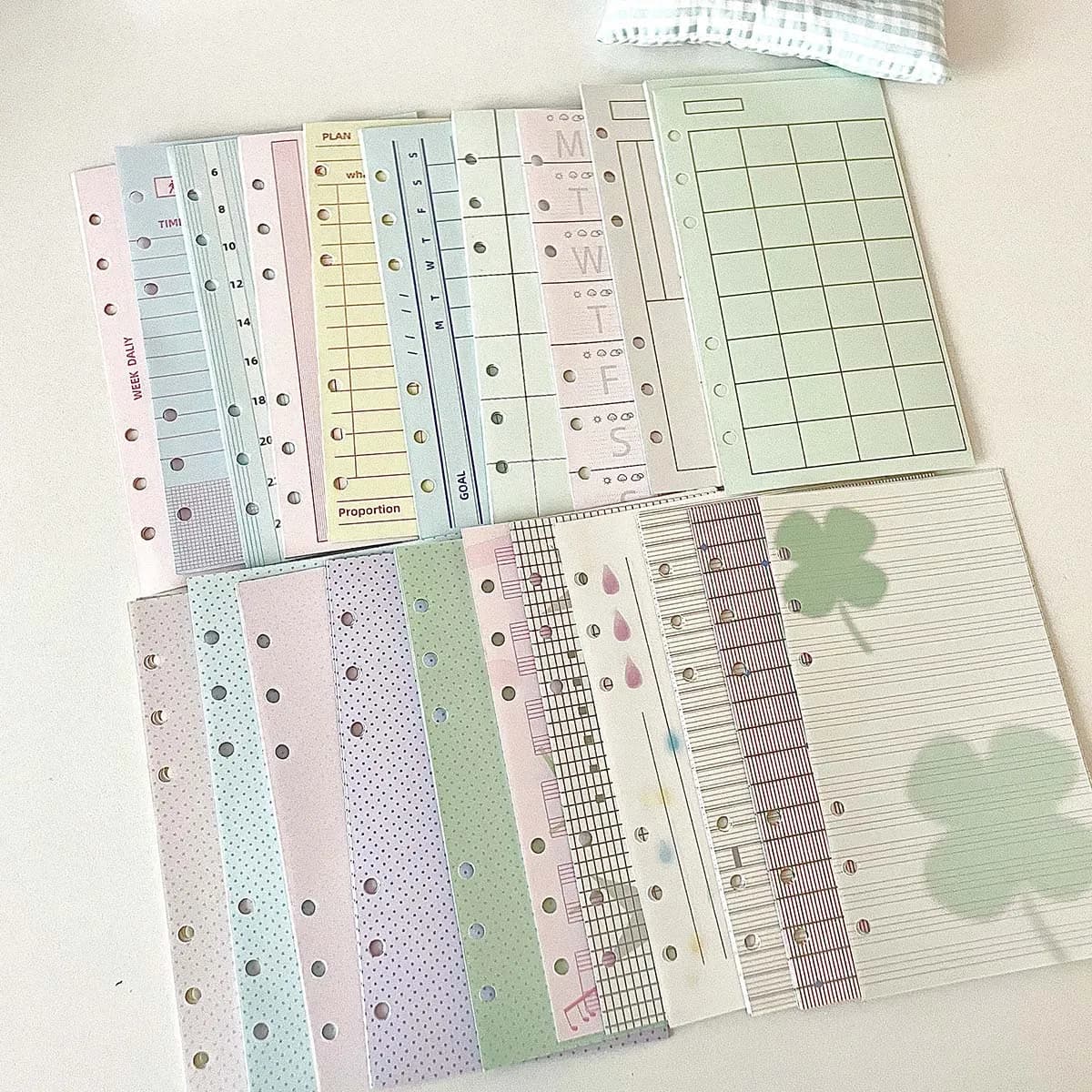 Carta Morand per A6 PERF Scrapbooking Carta Memo Pad Blocco note Pagina di sfondo collage vintage stile sale