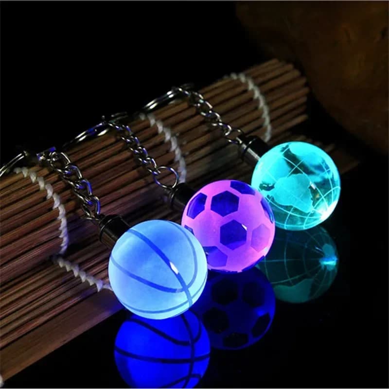 3 cm Basket Calcio Terra Pallina da golf Portachiavi in cristallo Ciondolo per borsa Palla di vetro Modello Portachiavi Giocattoli Palla decorativa Regalo di compleanno