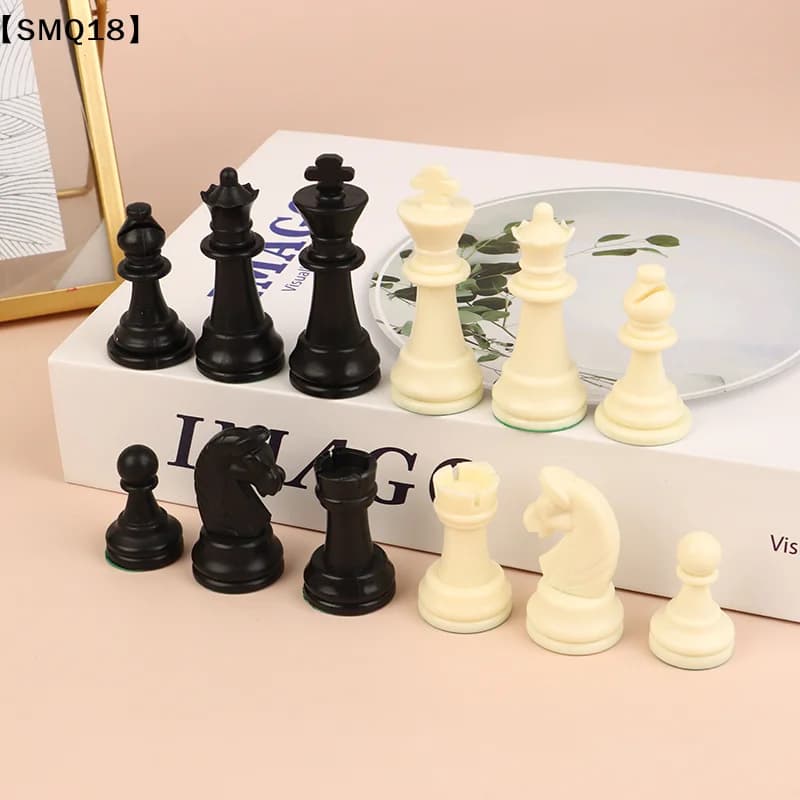 Medieval Chess Set King Chess High 95mm 75mm 65mm Chess Medieval Chess Set No Chessboard 32 Chess Pieces Playing Game【SMQ】