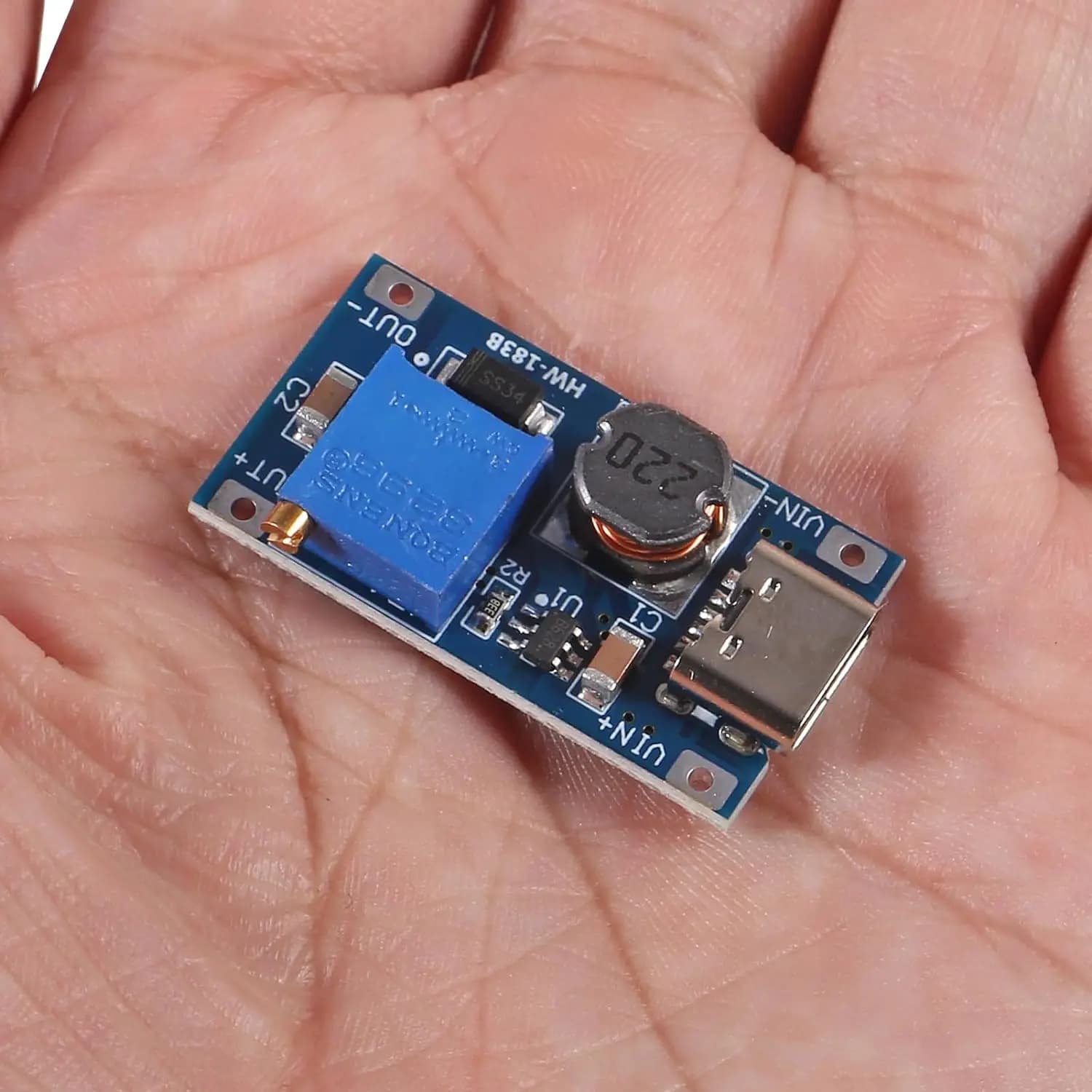 10 pcs MT3608 Step-Up Adjustable DC-DC Boost Converter Module 2 V-24 V to 5 V-28 V 2A Micro USB Type-C Plug Voltage Regulator