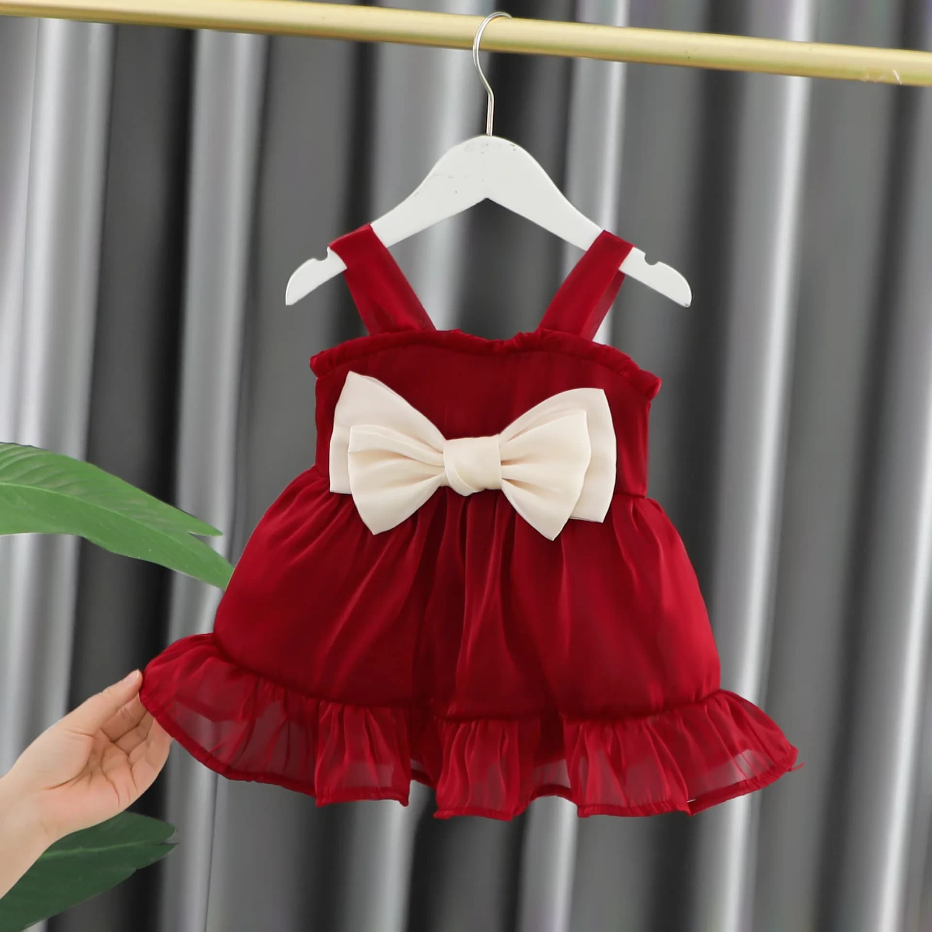 Abito per bambini Abbigliamento estivo per bambini Nuovo fiocco dolce per ragazza Twilight Cloud Fionda in seta con abito per bambini stile principessa