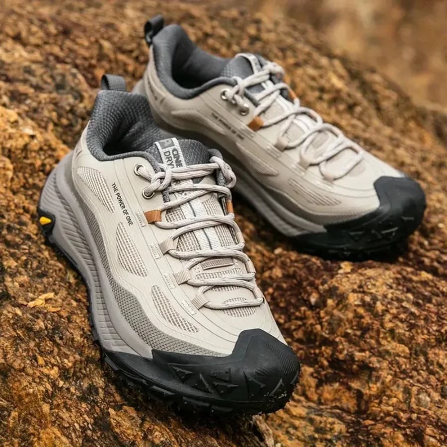 Scarpe da Corsa su Strada per Uomo, Sneakers Professionali Ammortizzanti con Suola in Gomma Antiscivolo e Leggera per Pista e Campo
