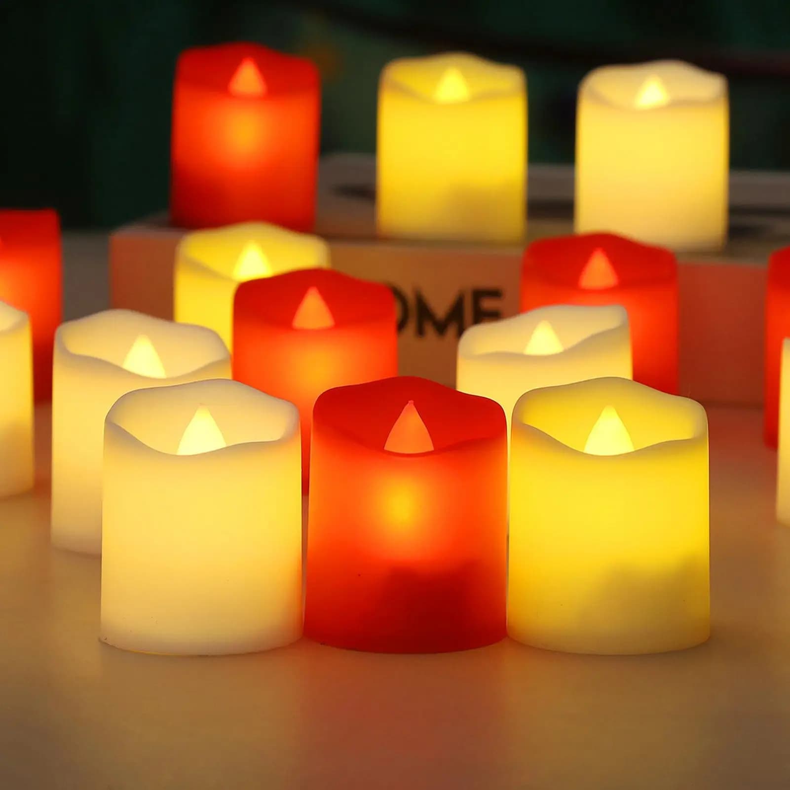 Candele a LED Luci calde a batteria Candele elettriche senza fiamma Tealight per la decorazione di nozze di Natale per feste domestiche